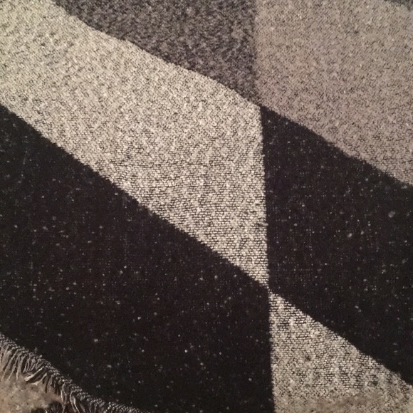 Scarf - Picture 2 of 2